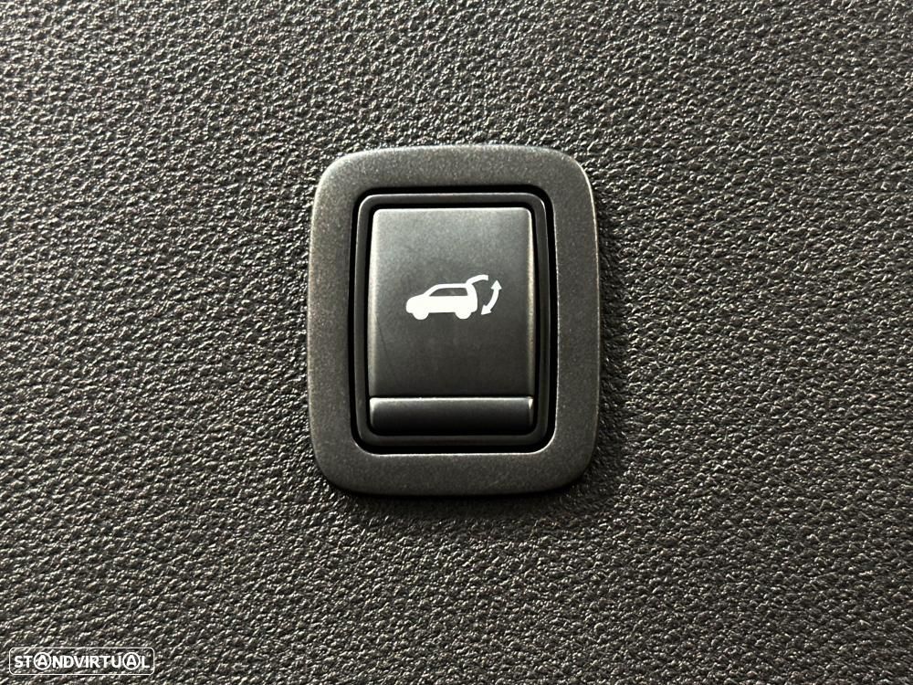 Renault 4 E-Tech 52 kWh Iconic Autonomia Conforto - 55