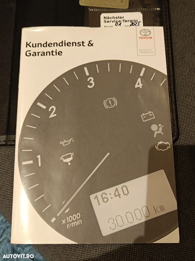 Toyota Auris 1.8 L VVT-i Hybrid Sol + - 13