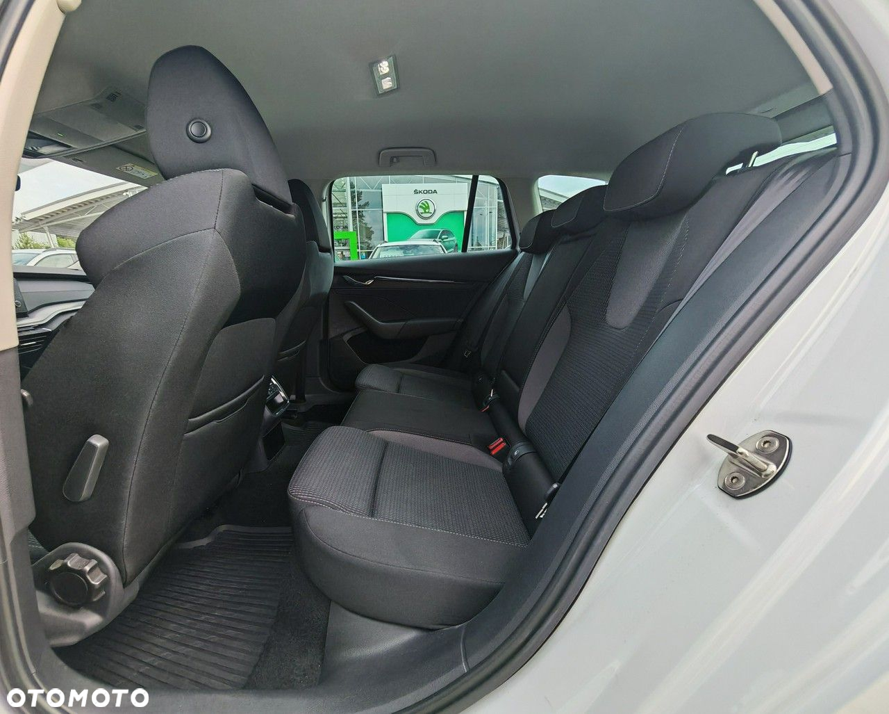 Skoda Octavia 2.0 TDI Ambition DSG - 12