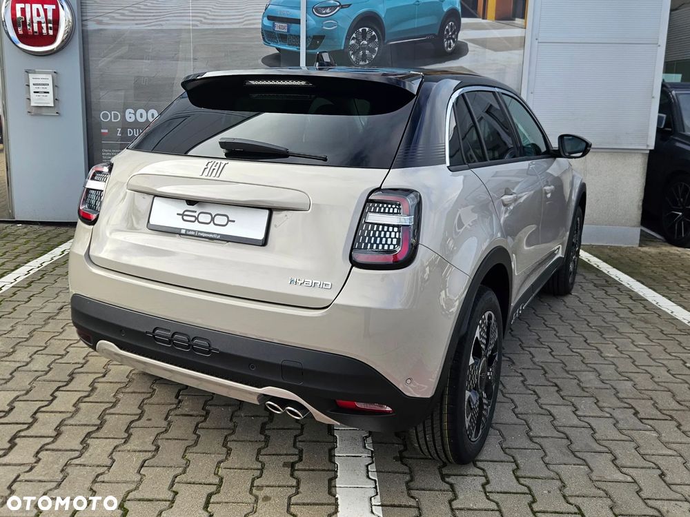 Fiat 600 1.2 Turbo Hybrid La Prima eDCT - 5
