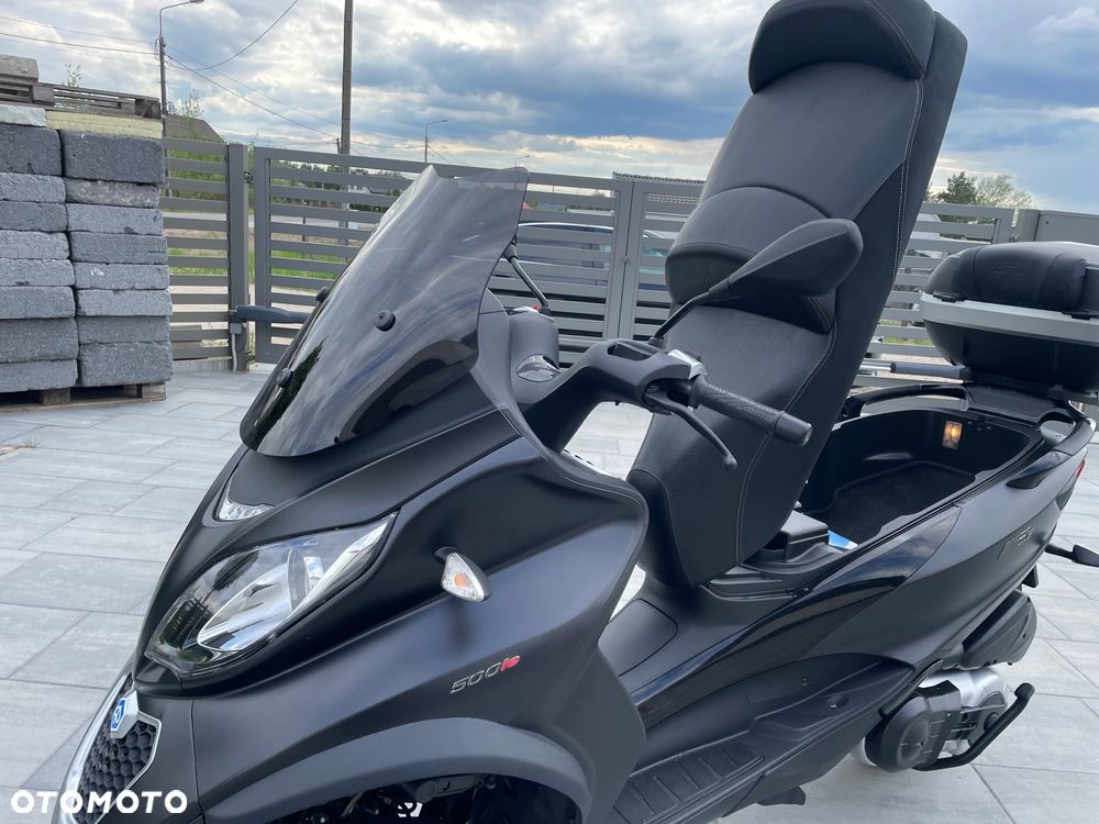 Piaggio MP-3 - 5