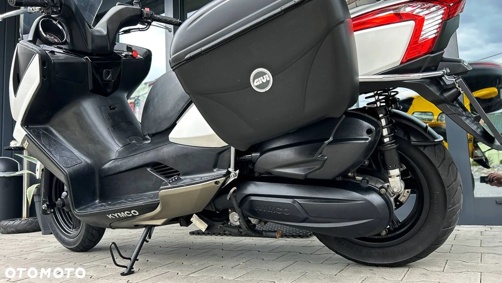 Kymco Downtown - 9