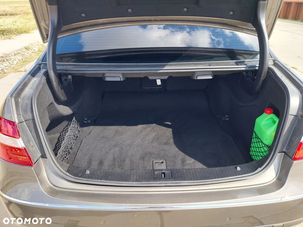 Mercedes-Benz Klasa E 200 BlueTEC 7G-TRONIC Elegance - 12