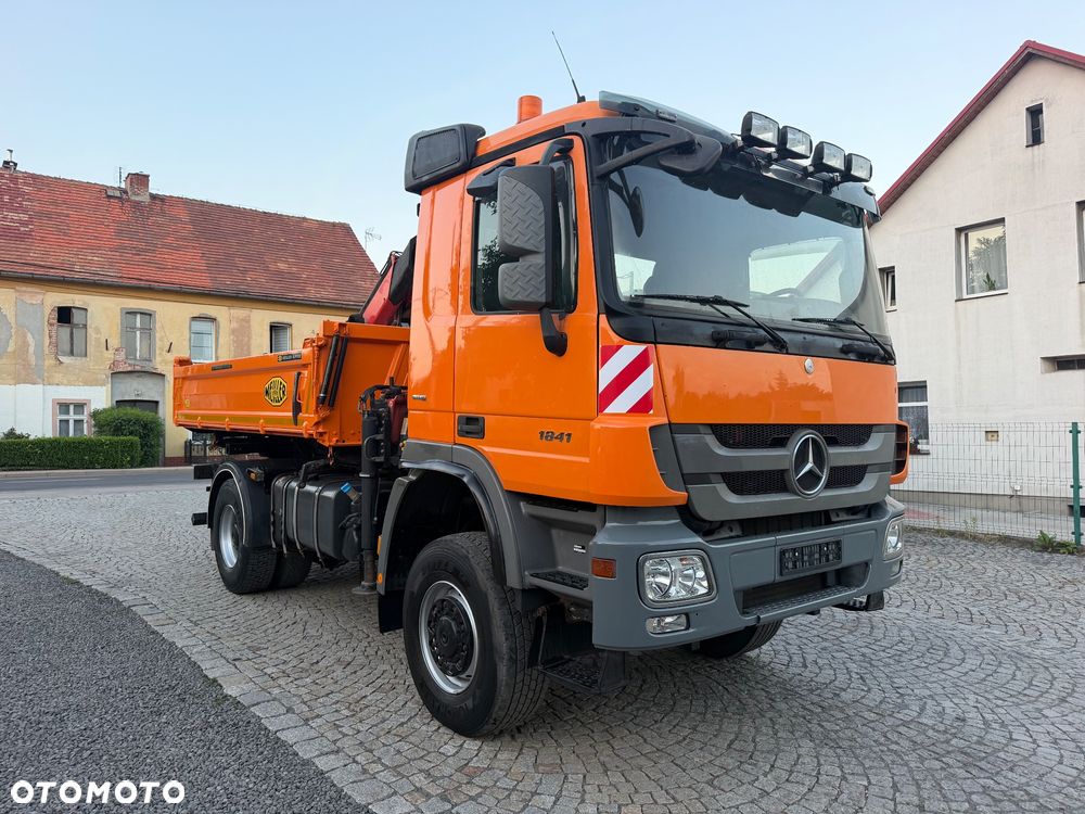 Mercedes-Benz 1841 - 2
