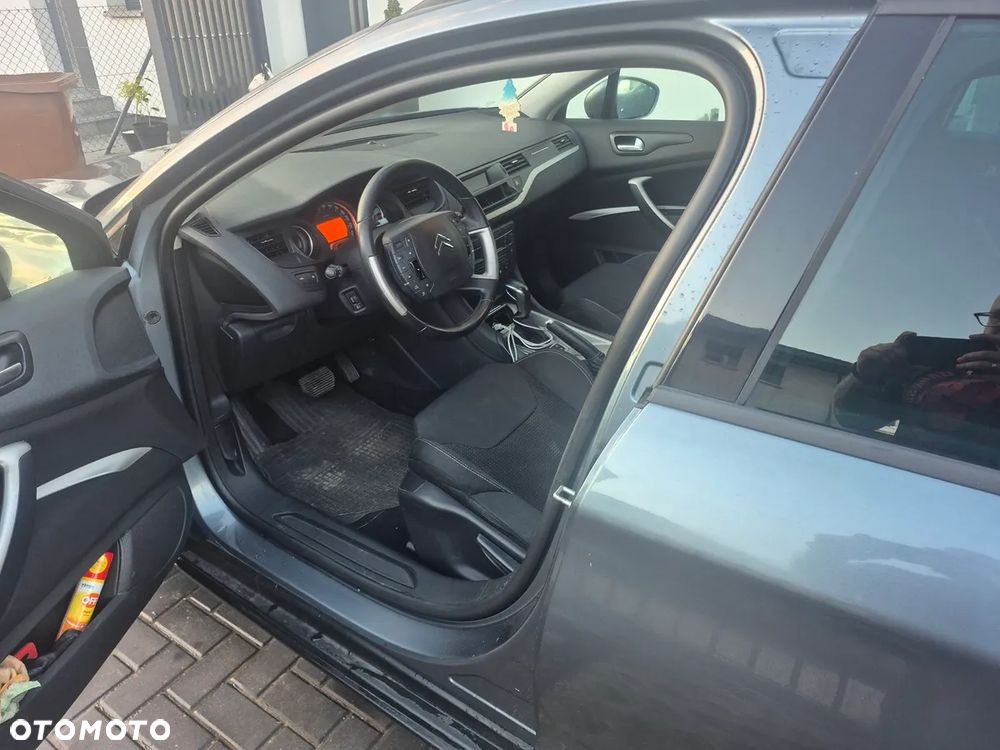 Citroën C5 HDi 165 FAP Confort - 5