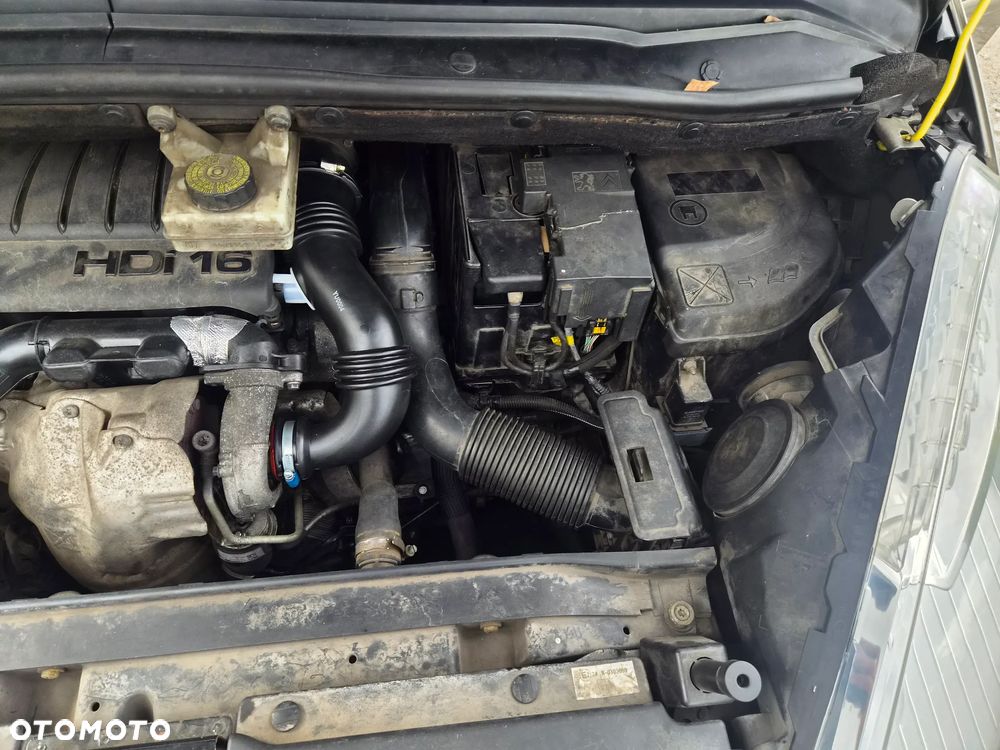 Citroën C4 Grand Picasso - 24