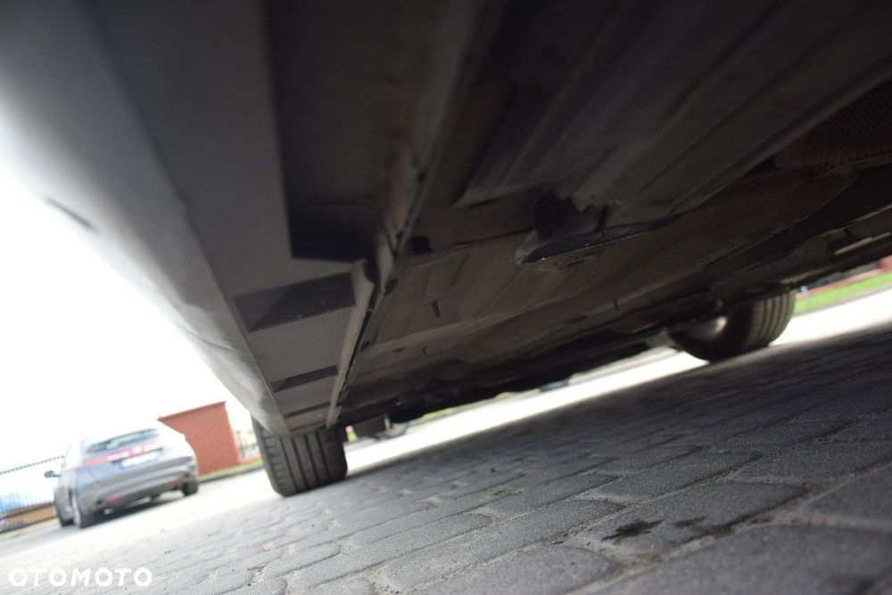 Ford Focus 1.5 EcoBlue STart-Stopp-System TITANIUM - 32