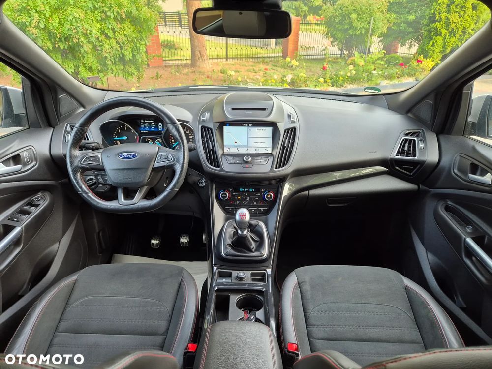 Ford Kuga 2.0 TDCi 4x4 ST-Line - 6