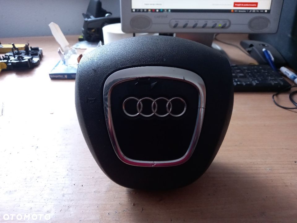 AUDI A4 B7 PODUSZKA KIEROWCY AIRBAG 8E0880201DE