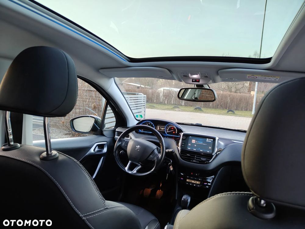 Peugeot 2008 1.2 VTi Allure - 12