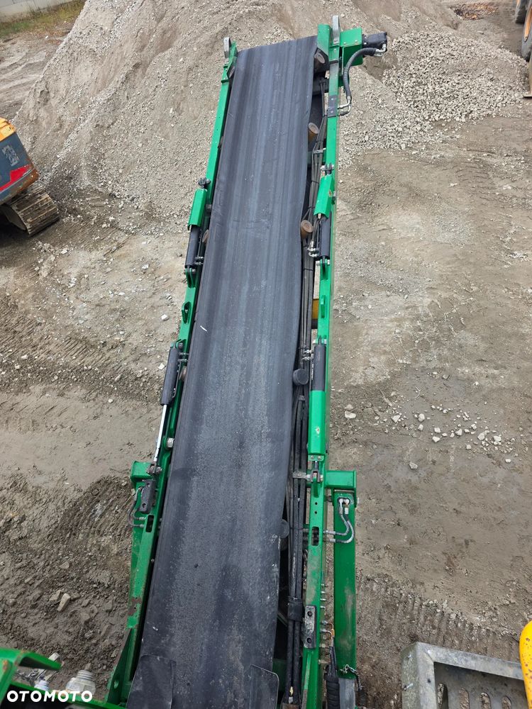 McCloskey R105 - 9