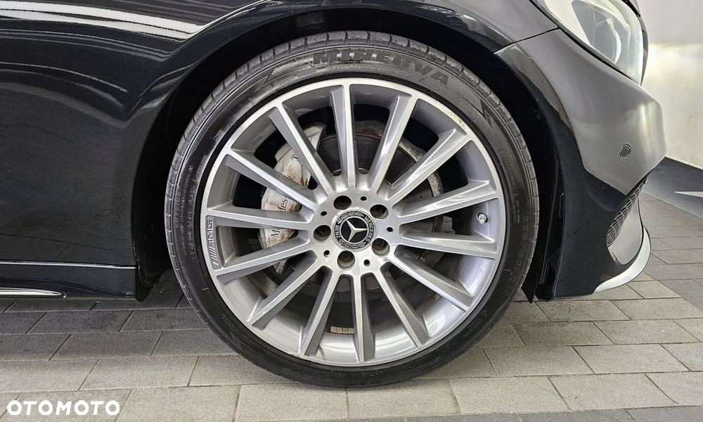 Mercedes-Benz Klasa C 200 9G-TRONIC AMG Line - 18