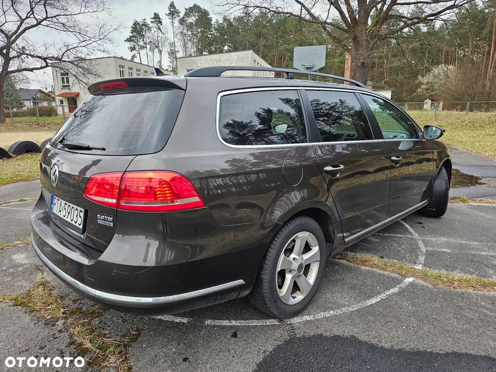 Volkswagen Passat 2.0 TDI Highline - 4