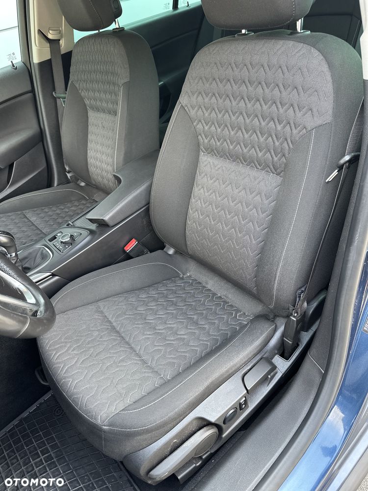 Opel Insignia - 12