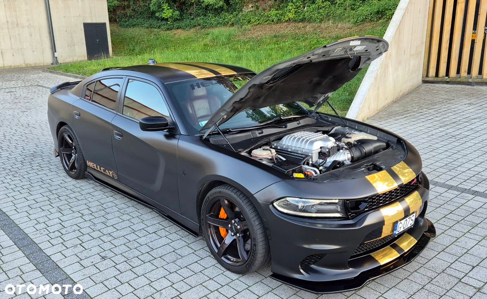 Dodge Charger Automatik SRT Hellcat - 12