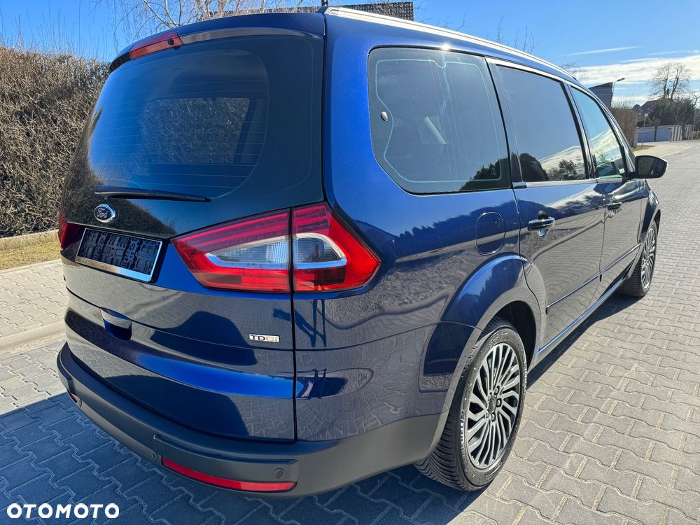 Ford Galaxy - 4