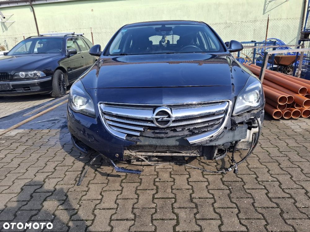 Opel Insignia - 1