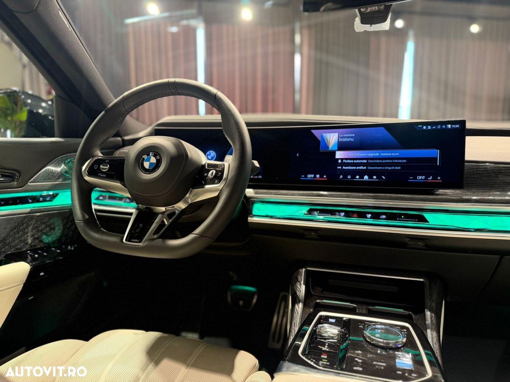 BMW Seria 7 740d xDrive MHEV - 24
