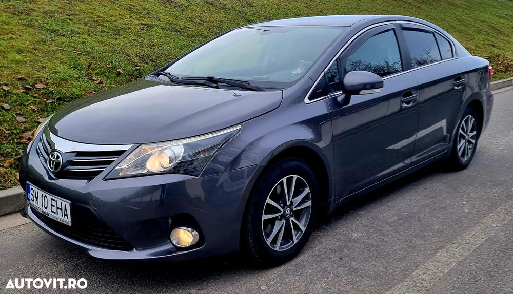 Toyota Avensis 1.8 Navi Chrome - 8
