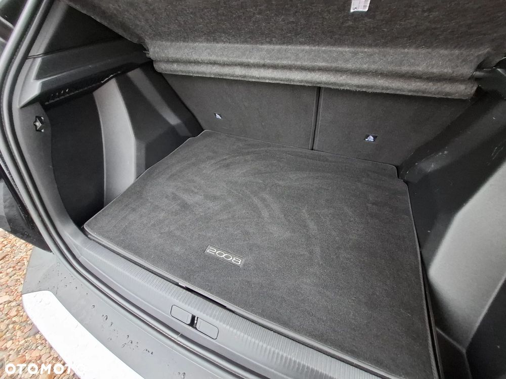 Peugeot 2008 1.5 BlueHDi GT Line S&S EAT8 - 19