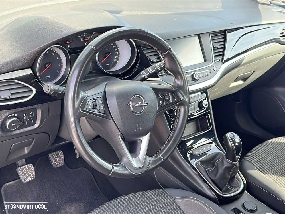 Opel Astra 1.2 T Elegance - 11