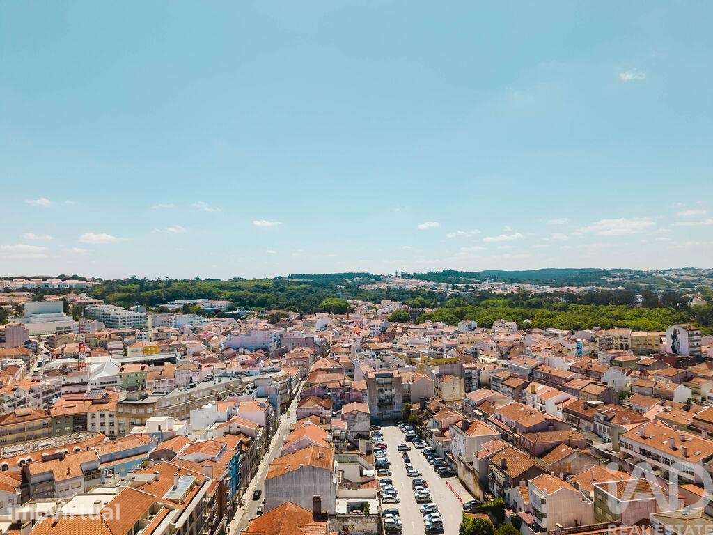 Apartamento T3 em Caldas da Rainha - Nossa Senhora do Pópulo, Coto e S - Grande imagem: 2/39