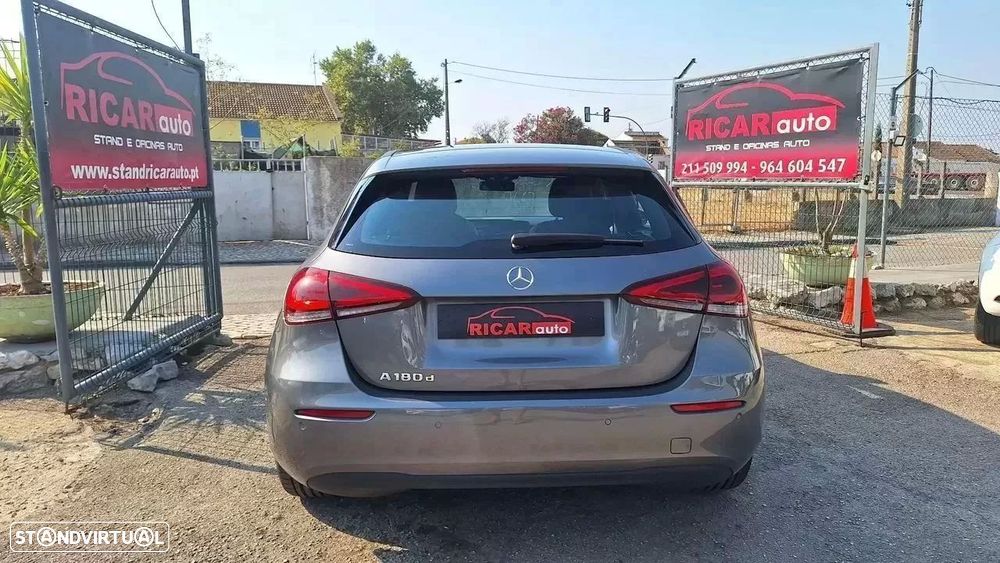 Mercedes-Benz A 180 d 7G-DCT Progressive - 17