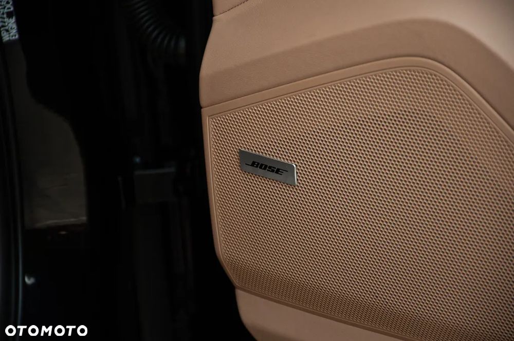 Porsche Cayenne - 34