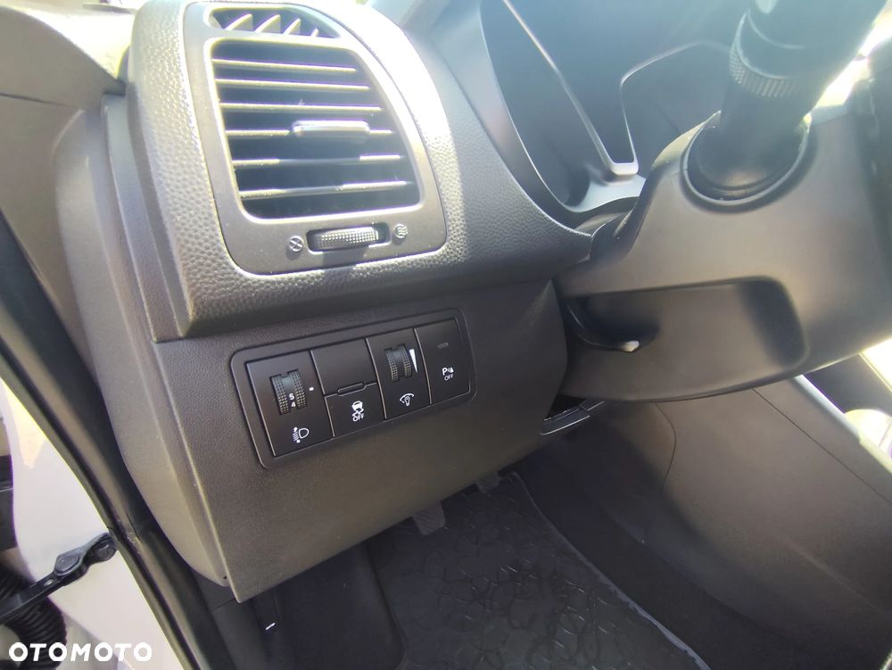Hyundai ix20 1.6 Premium - 21