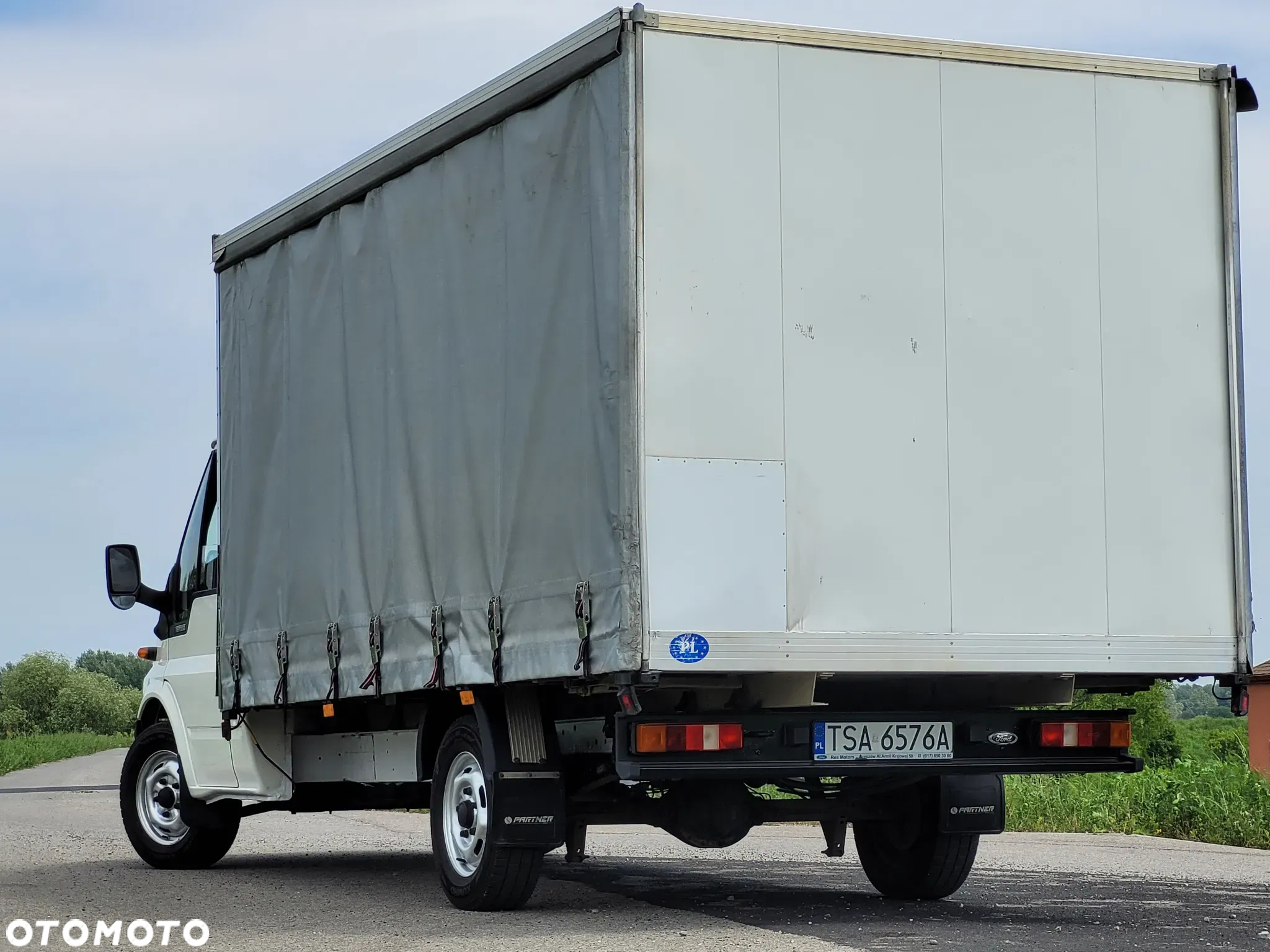 Ford Transit - 16