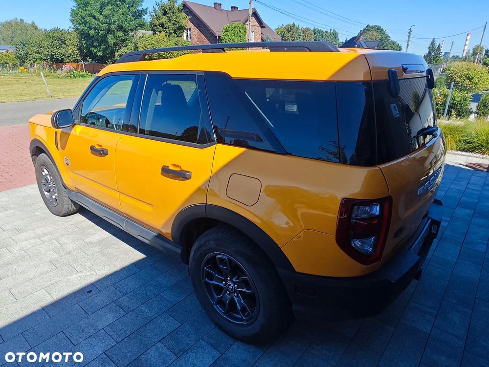 Ford Bronco - 5
