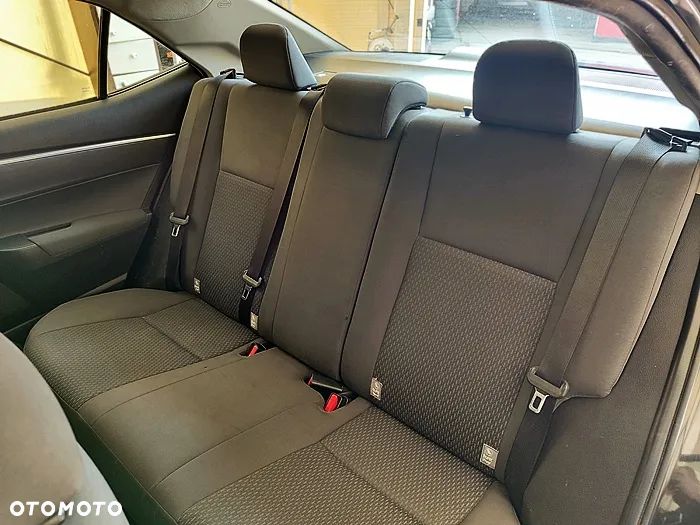 Toyota Corolla - 34