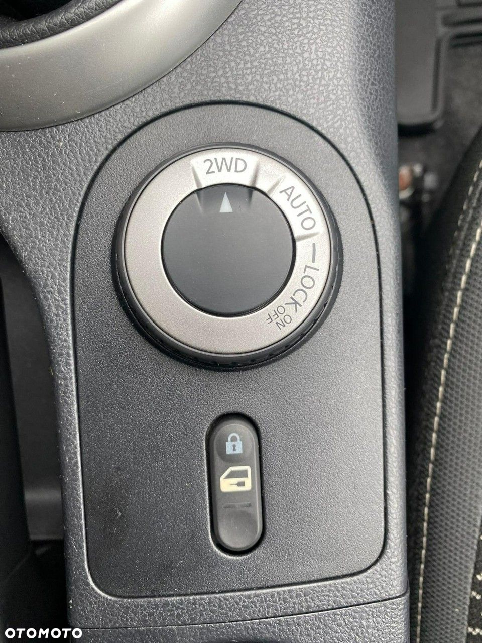 Nissan Qashqai+2 - 12