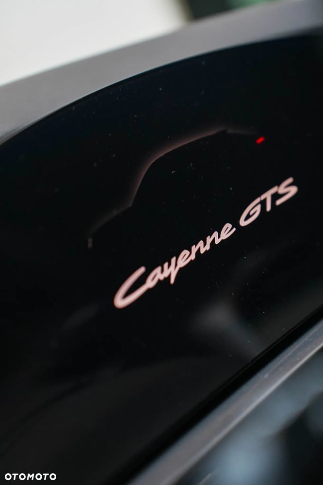 Porsche Cayenne Coupe GTS - 24