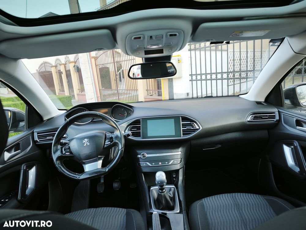 Peugeot 308 - 6