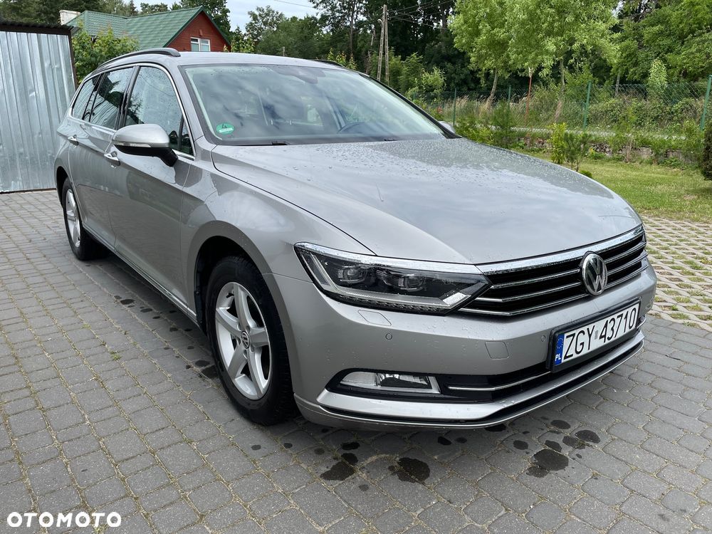 Volkswagen Passat 2.0 TDI SCR (BlueMotion Technology) DSG Comfortline - 4