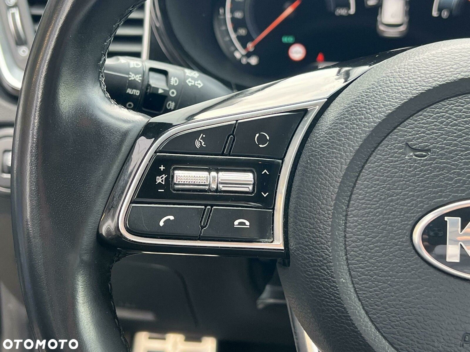 Kia Ceed - 16