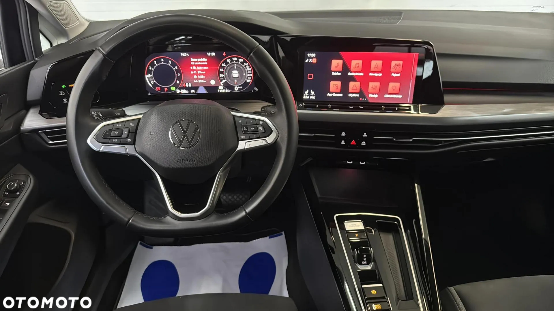 Volkswagen Golf VIII 1.5 eTSI EVO Style DSG - 15