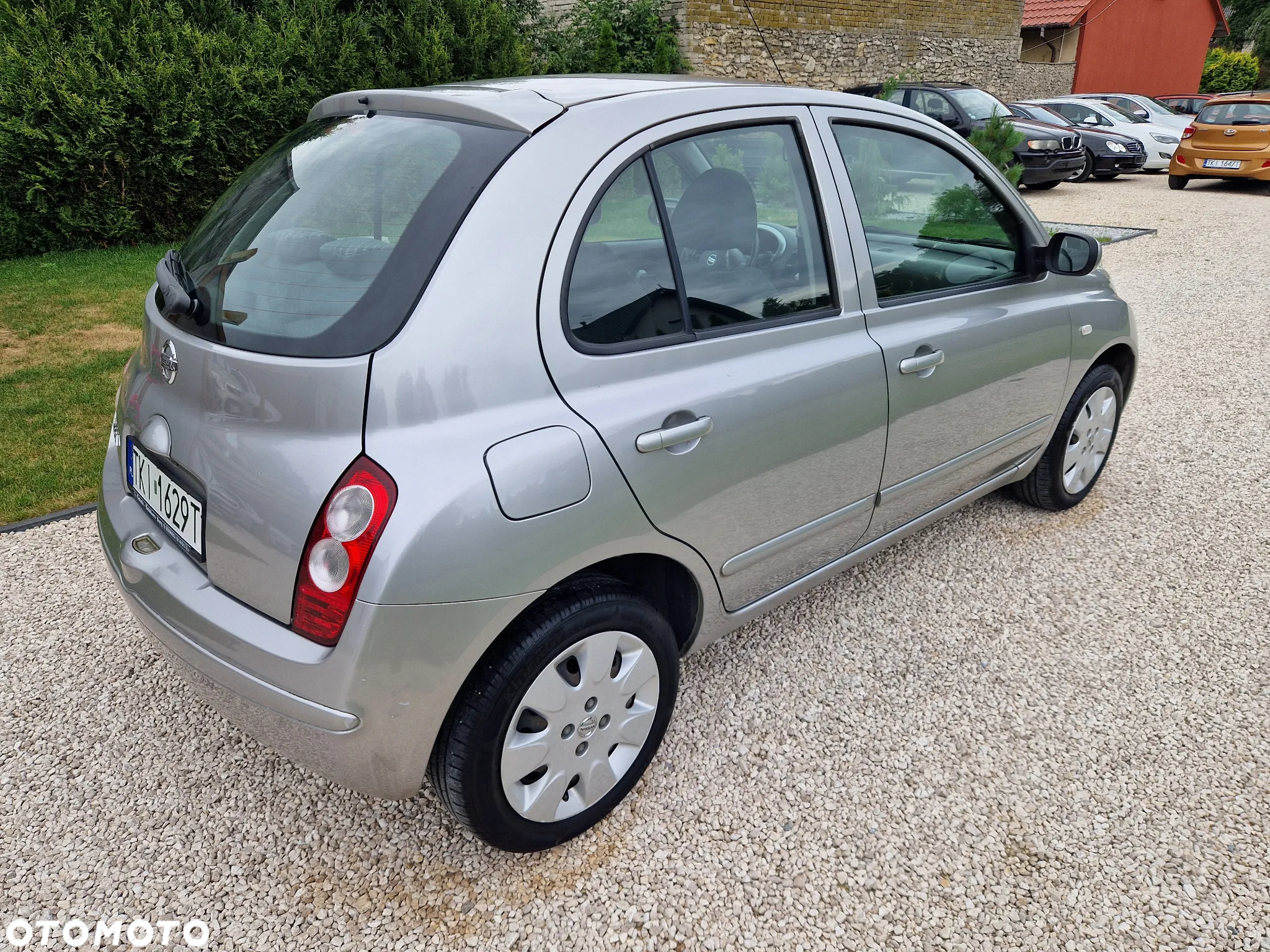 Nissan Micra - 4