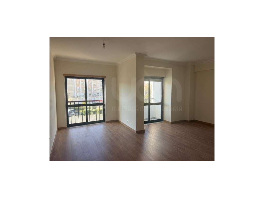 Apartamento T3 em Rio de Mouro, Sintra - Grande imagem: 3/20