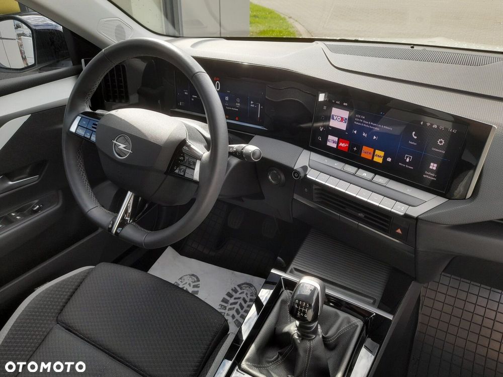 Opel Astra 1.2 T Elegance S&S - 23