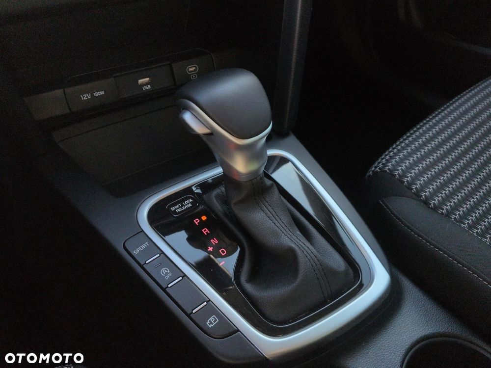 Kia Ceed 1.5 T-GDI M DCT - 14