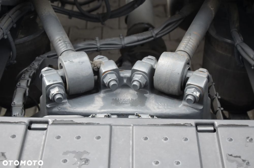 Mercedes-Benz ACTROS L 1843  10.2022r. ADR! ECO FULL LED ACC ASYSTENT KAMERY NAVI 9469 - 9