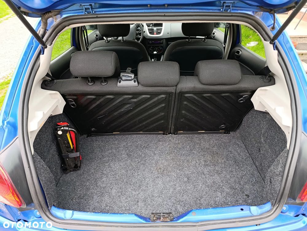 Peugeot 206 plus - 12