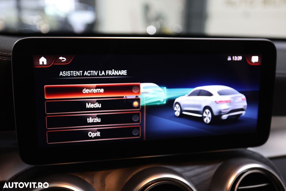 Mercedes-Benz GLC Coupe 300 de 4MATIC - 28