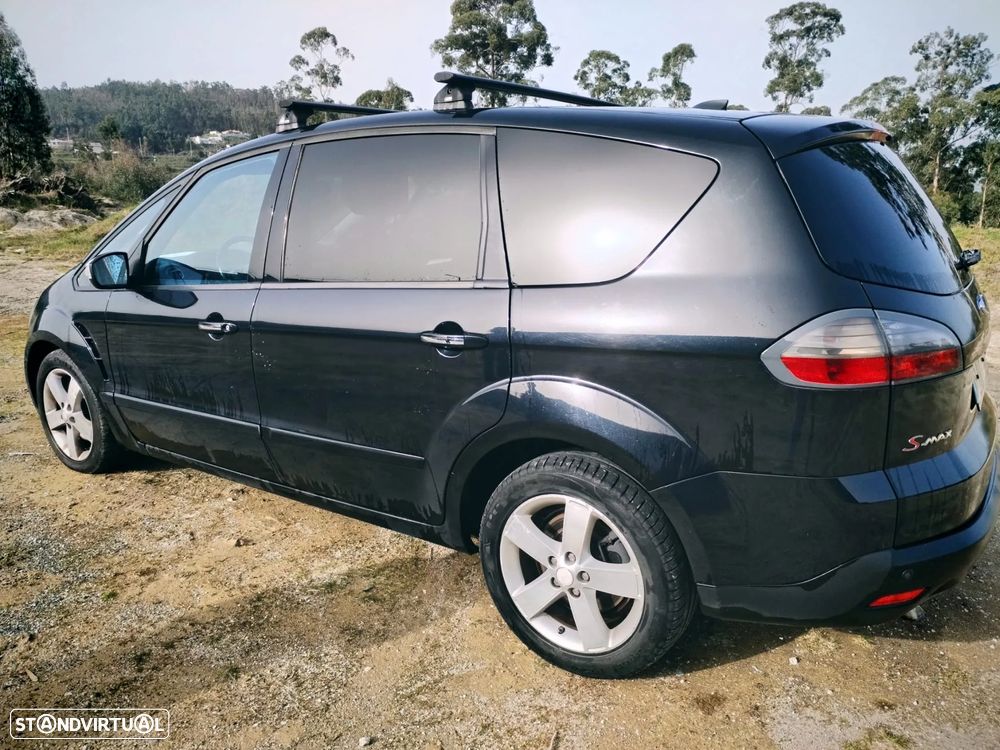 Ford S-Max - 10