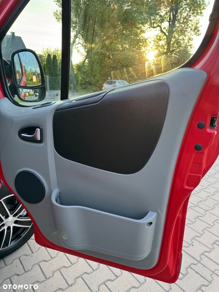 Opel Vivaro - 28