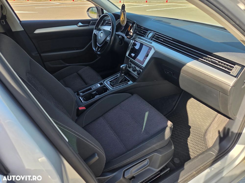 Volkswagen Passat - 9