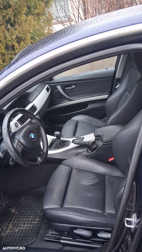 BMW Seria 3 320d - 3