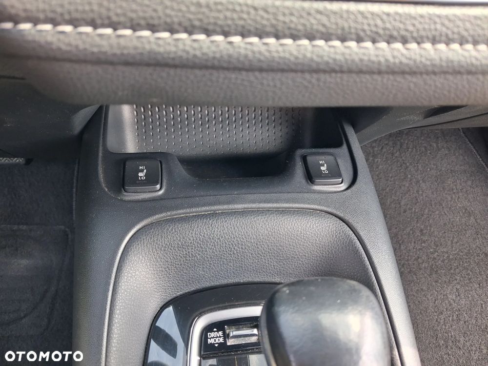 Toyota Corolla 1.8 Hybrid Comfort - 13